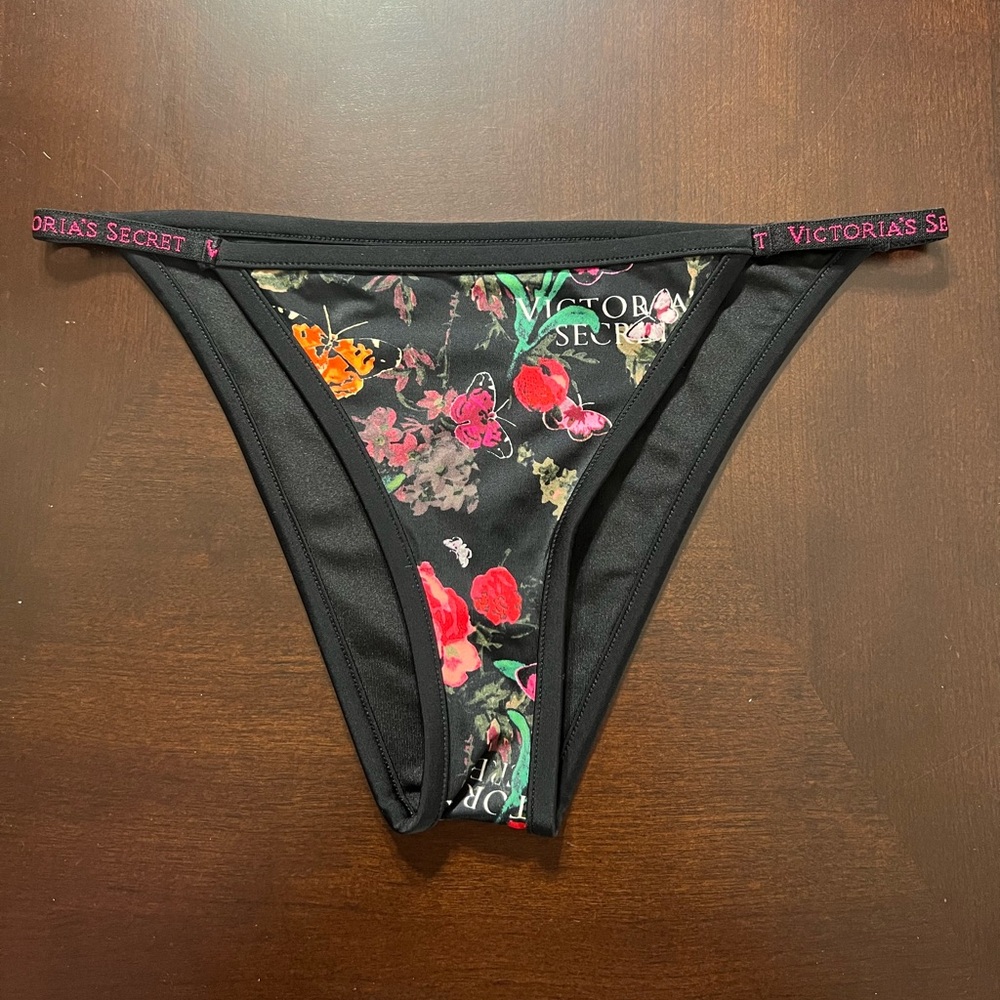 NWOT Victoria's Secret Floral Black/Pink Bikini Bottoms Sz S